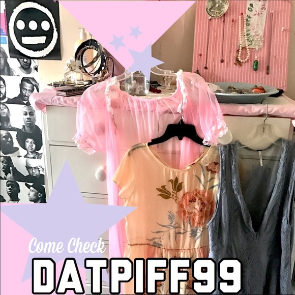 The Vibe Here is Very Pleasant - Picture 4 of 12